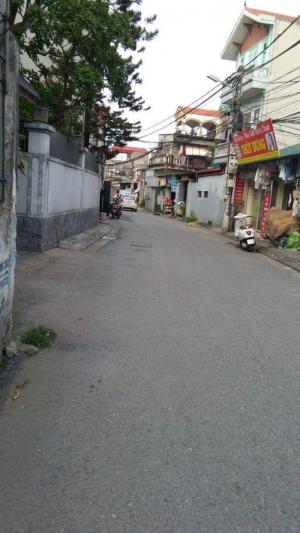 Bán lô đất DT 53m2, 2 ôtô tránh nhau, khu vực thuận tiện Long Biên.