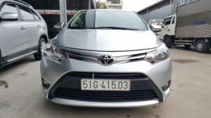 Bán Toyota VIOS E 1.5MT màu bạc số sàn biển Sài Gòn sản xuất 2017 lăn bánh 9000km