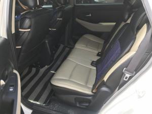 Bán Kia Rondo GAT 2.0AT màu trắng số tự động sản xuất cuối 2016 biển Sài Gòn