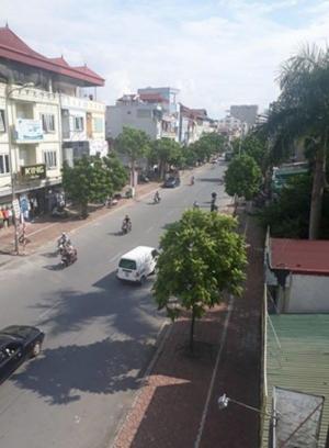 Bán nhà mặt phố Long Biên 160m2