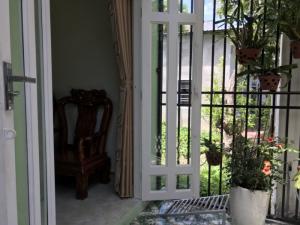 Nhà cấp 4 kiệt ô tô Phạm Thị Liên với giá chỉ 715 triệu, sổ hồng đầy đủ