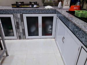 Đường Nguyễn Văn Ngợi, Khóm 2, thị trấn Tam Bình, huyện Tam Bình, tỉnh Vĩnh Long.