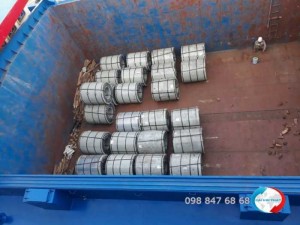 Công Ty TNHH Thương Mại Dịch Vụ Xuất Nhập Khẩu Đại Kim Phát chúng tôi chuyên cung cấp dịch vụ vận chuyển hàng hóa từ Tp.HCM đi Campuchia an toàn, nhanh chóng & tiết kiệm nhất.