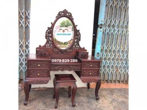 Bàn phấn louis