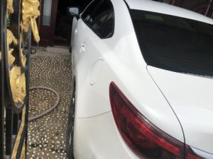 Bán Mazda 6 2.5L Premium 2017, đúng chất, màu trắng, giá TL, hổ trợ góp