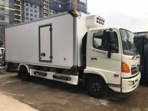 Bén xe tải Hino 6.2 tấn thùng đông lạnh - Hino FC9JLSW - Trả trước 150 triệu, giao xe ngay - Hotline: 0913553798 (Mr Thi 24/24)