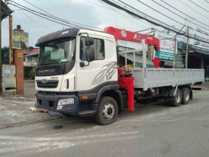 Khuyến mãi mua xe tải Fuso 3 chân, trả trước 200 triệu, giao xe ngay - Hotline: 0913553798 (Ms Thi 24/24)