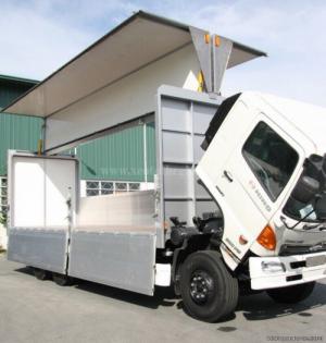 Khuyến mãi mua xe tải Hino 16 tấn thùng cánh dơi, bán hàng lưu động - Hotline: 0913553798 (Mr Thi 24/24)
