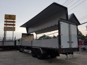 Xe tải Hino 16 tấn thùng cánh dơi, bán hàng lưu động