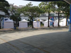 Cho thuê nhà bạt rút, sân khấu giá rẻ