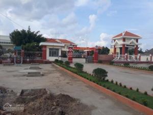 gần trường học