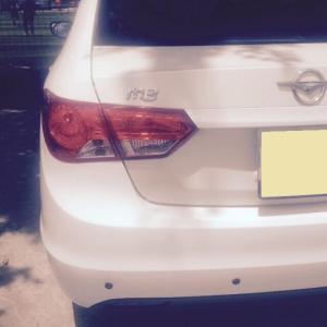 Bán xe Haima M3 đời 2015 số tự động, màu trắng