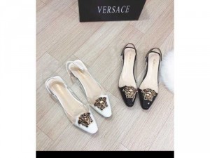 Giày sandal bệt Versace mica