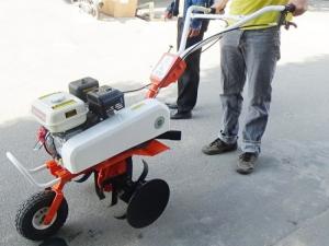 Bán máy xới mini làm đất đa năng BL550 chính hãng động cơ 5,5HP chính hãng giá rẻ nhất