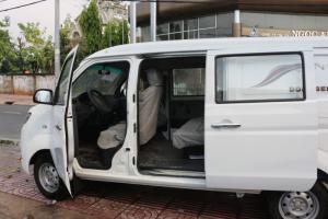 xe tai dongben van x30 5 chổ ngồi