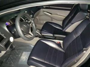 Bán xe Honda Civic 2.0at 2011 màu black bản full