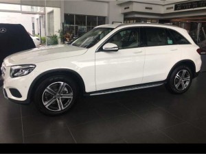 GLC 200 giá cực kì ưu đãi trong tháng 8