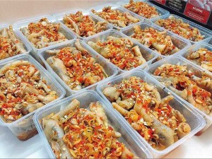 Chân Gà Sốt Thái