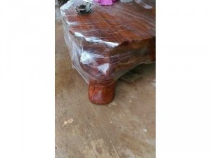 Cần bán, bỏ sĩ bàn ghế gốc gỗ xá xị