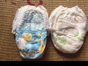 Bỉm trần giá từ 280k đến 320k đk 100 chiếc.