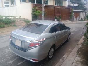 Cần bán xe Toyota Vios E số sàn 2017 màu bạc, xe xịn nhà sài kĩ lắp full đồ chơi