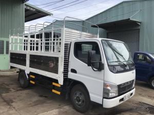 Khuyến mãi mua xe tải Fuso Canter 4.7 thùng mui bạt, tải trọng 1.9 tấn - trả trước 50 triệu, giao xe ngay - Gọi 0978015468 (Mr Giang 24/24)