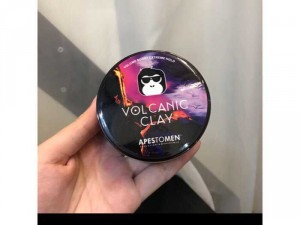 Sáp vuốt tóc Volcanic Clay, sản phẩm của Apestomen 2018