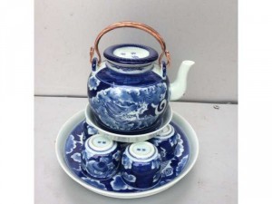 Ấm trà long ẩn vẽ tay