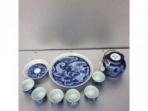 Ấm trà long ẩn vẽ tay