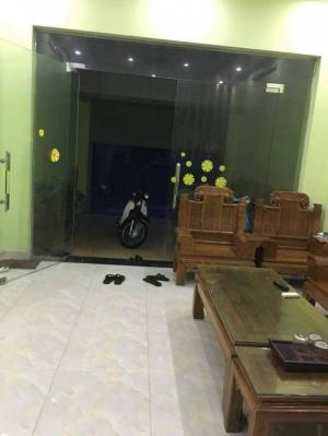 Cần bán nhà Đường Nguyễn Tĩnh, P.Đông Hương, Ô TÔ vào nhà 88m2, 3 tầng, MT 5.5m