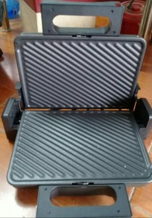 Máy kẹp nướng bánh mỳ FuEgo thế hệ mới