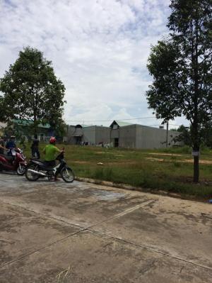 Nhà Hòa cần bán gấp lô đất 300m2 thổ cư ở khu đô thị Bình Dương, có sổ hồng rồi