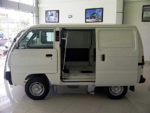 Suzuki Blind Van hỗ trợ thuế trước bạ
