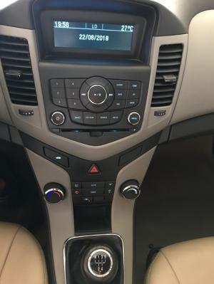 Chevrolet Cruze LT 2016, số sàn, màu đen, xe cá nhân, tặng 100% trước bạ
