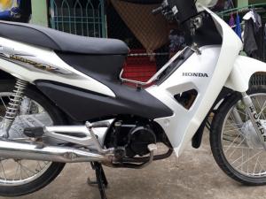 Wave a mau trang
