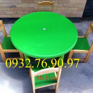 Bàn nhựa hình tròn mầm non giá rẻ tphcm