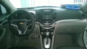 Bán Chevrolet Orlando LTZ 2015 tự động trắng xe đẹp như mới.