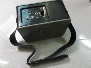 Đồ đài cổ dây deo có chữ chìm sưu tầm
