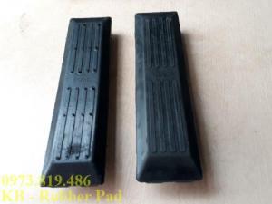 Guốc cao su máy xúc PC78