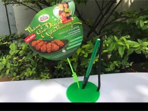 Wobbler để bàn có bút, wobbler quảng cáo có bút