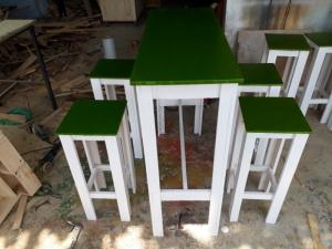 Cung cấp các loại bàn ghế cafe,trà sưa nhiều chủng loại,nhiều mẫu mã.