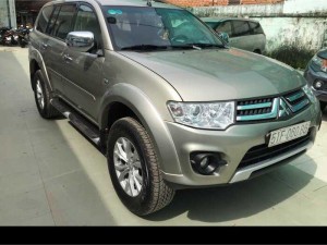 mitsubishi pajero sport model 2015 trùm mền như mới