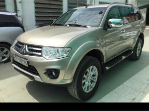 mitsubishi pajero sport model 2015 trùm mền như mới