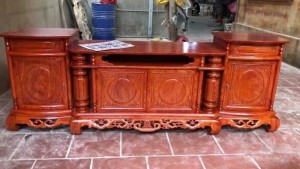Kệ ti vi cột nho gỗ hương đá - Gọi 0962523566 (24/24)
