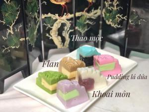Bánh trung thu nhà làm 100% đảm bảo vệ sinh , chất lượng
