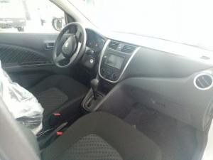 Nội thất suzuki celerio