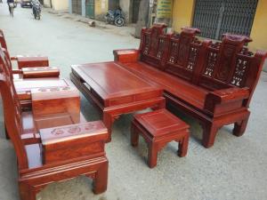 Bàn Ghế Phòng Khách Âu Á Hộp Cuốn Thư Gỗ Hương Vân 2m4 dogomanhmoc.com