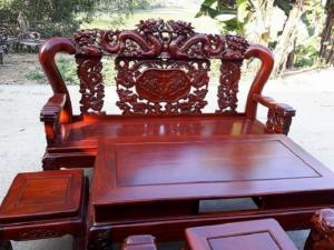 Bàn Ghế Phòng Khách Rồng Trầu Mặt Nguyệt