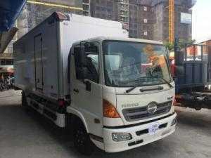Xe tải HINO 8 tấn thùng bảo ôn thùng dài 9m8