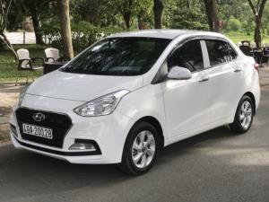 Bán Hyundai i10 1.2MT sedan bản gia đình sản xuất 2018 màu trắng số sàn đi 16000km xe như mới